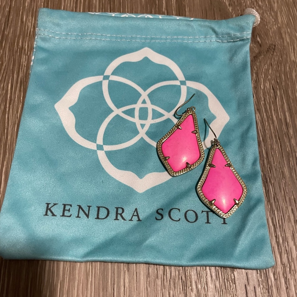 Kendra Scott Pink Drop Earrings